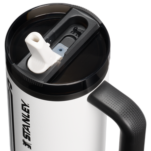 Stanley 1913 x Juventus Quencher® ProTour Flip Straw Tumbler