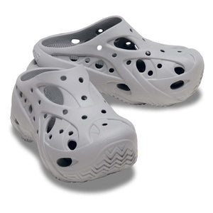 Caged Clog